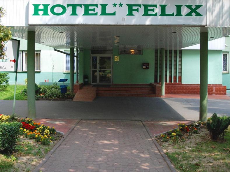 Hotel Felix Krakow Bagian luar foto